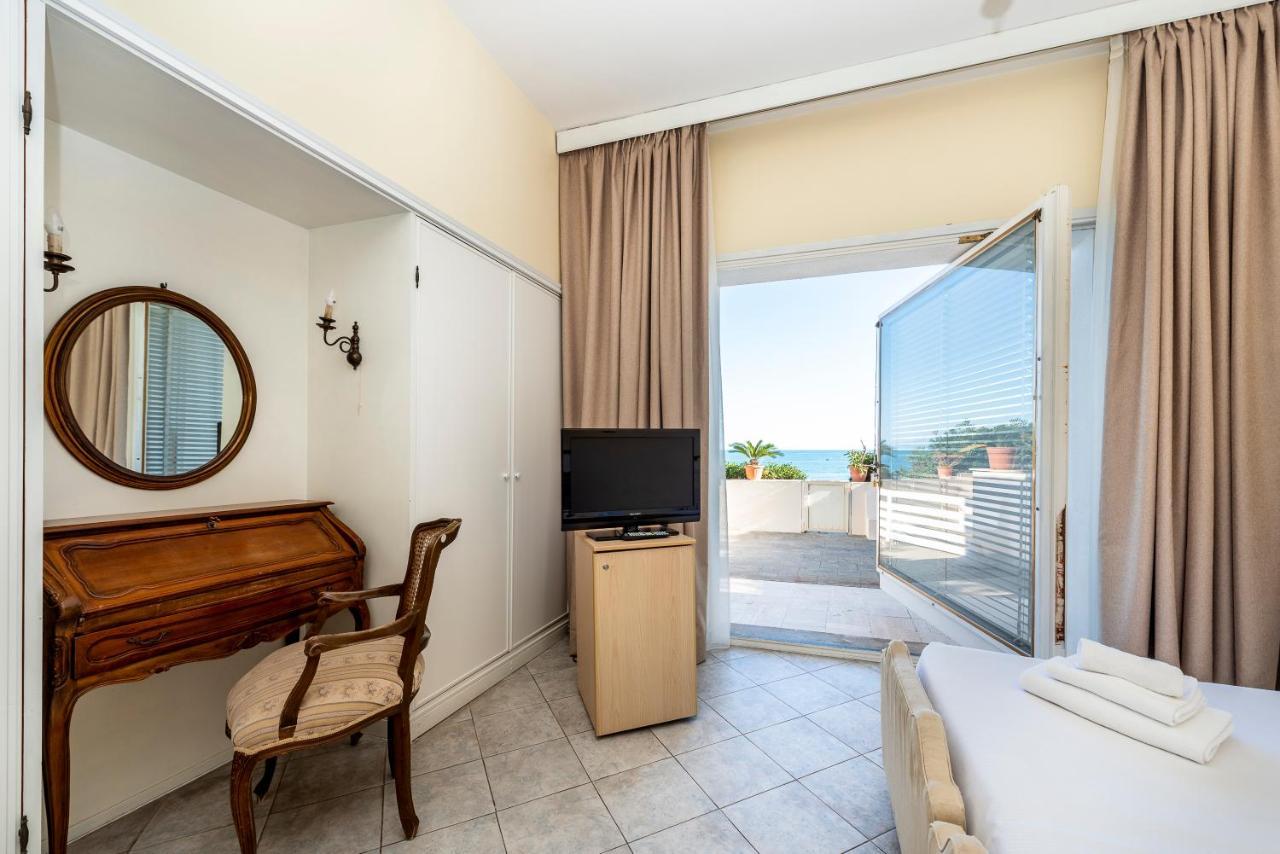 Hotel Ristorante Maga Circe 4*